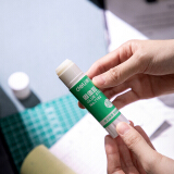 得力(deli)21g高粘度PVA固体胶水/胶棒 快干耐用便携 12支/盒 办公用品 7102